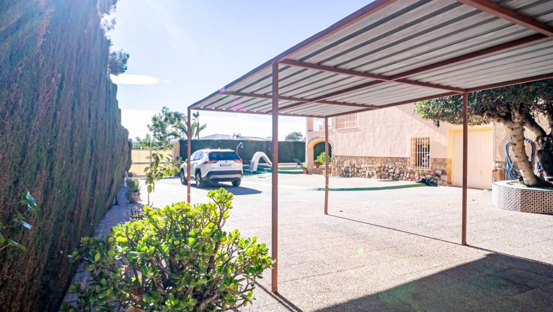 Sale - Villa - Benidorm - Benidorm Centro