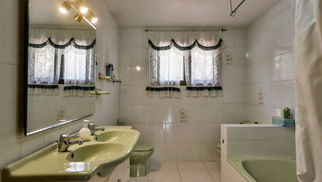 Sale - Villa - Benidorm - Benidorm Centro