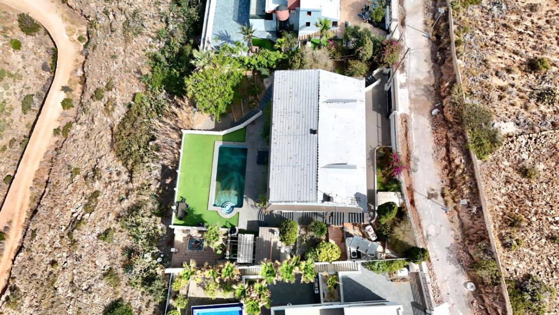 Sale - Villa - Benidorm - Benidorm Centro
