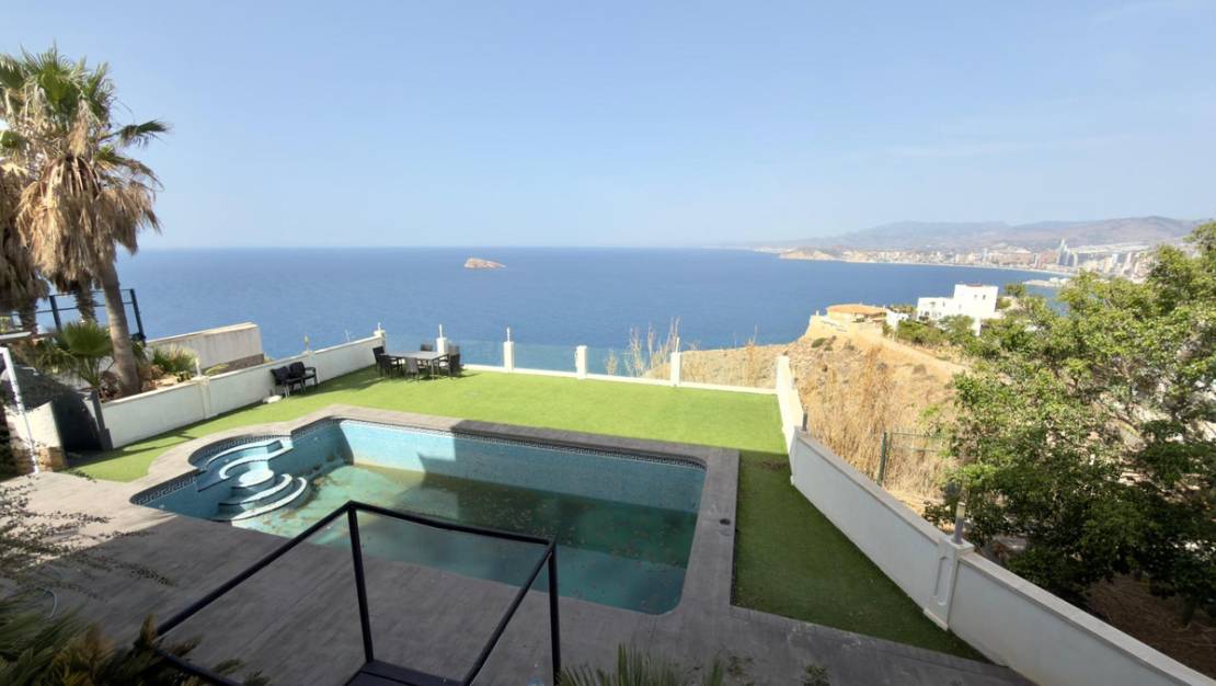 Sale - Villa - Benidorm - Benidorm Centro
