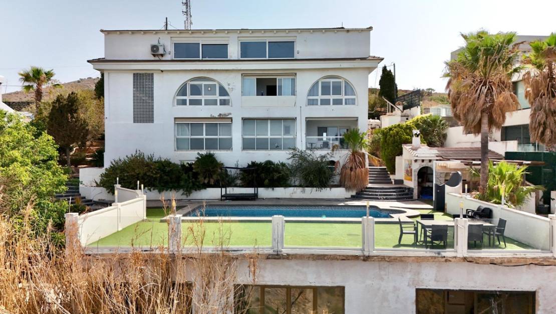 Sale - Villa - Benidorm - Benidorm Centro