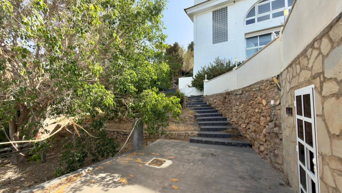 Sale - Villa - Benidorm - Benidorm Centro