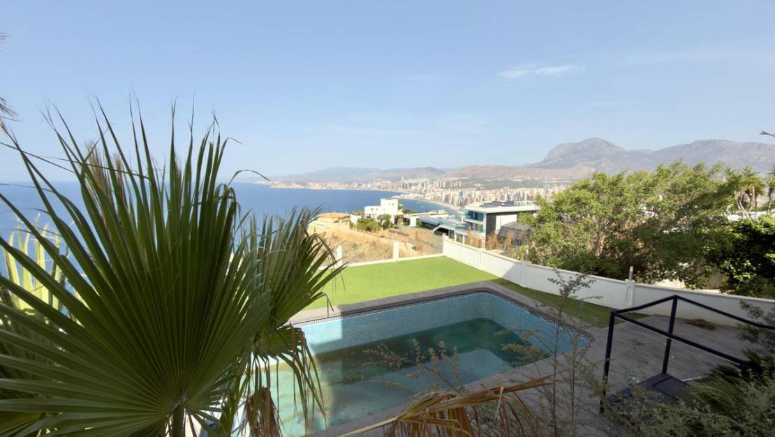 Sale - Villa - Benidorm - Benidorm Centro