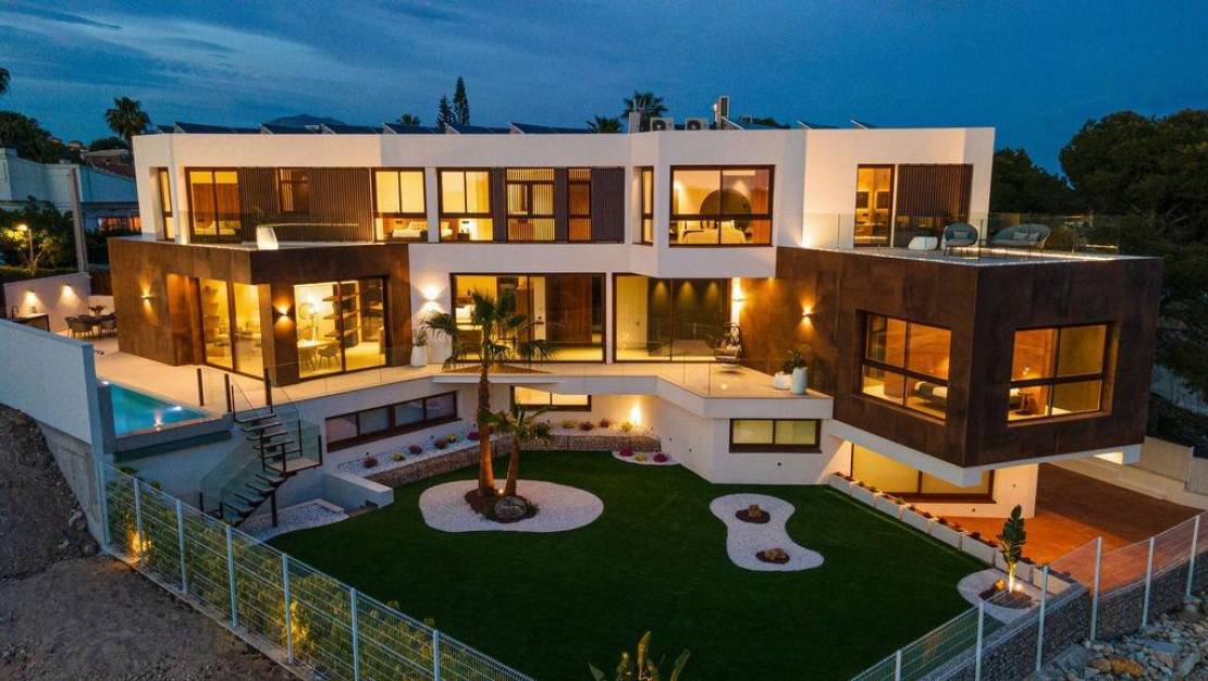 Sale - Villa - Benidorm - Benidorm Centro