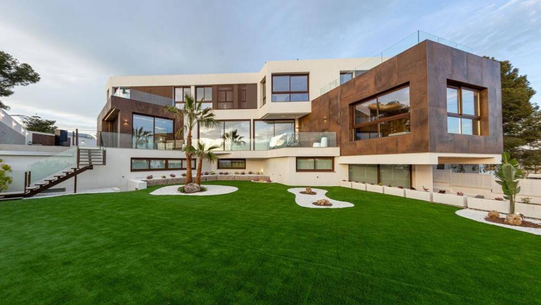 Sale - Villa - Benidorm - Benidorm Centro
