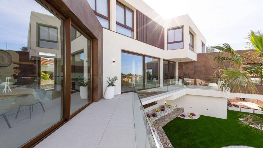Sale - Villa - Benidorm - Benidorm Centro