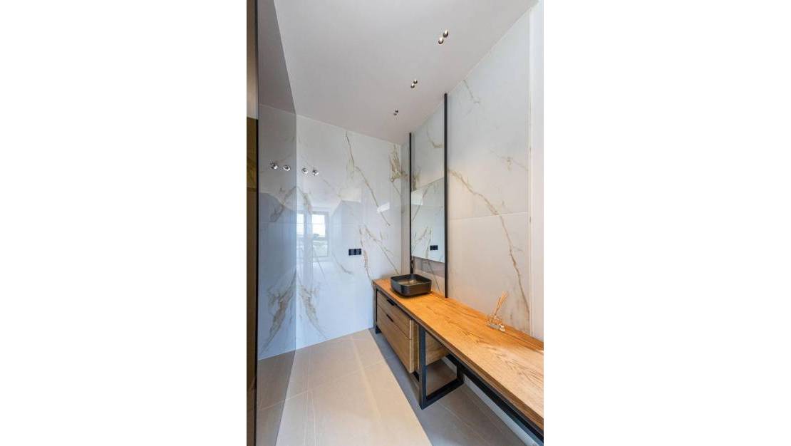 Sale - Villa - Benidorm - Benidorm Centro