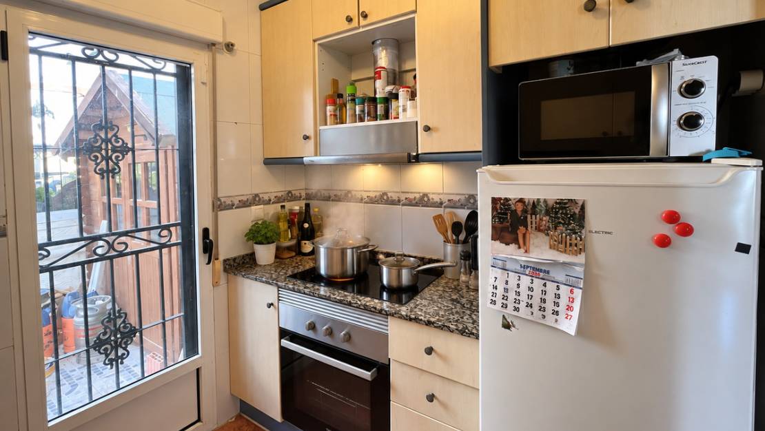 Sale - Villa - Benidorm - Urb Entre Naranjos
