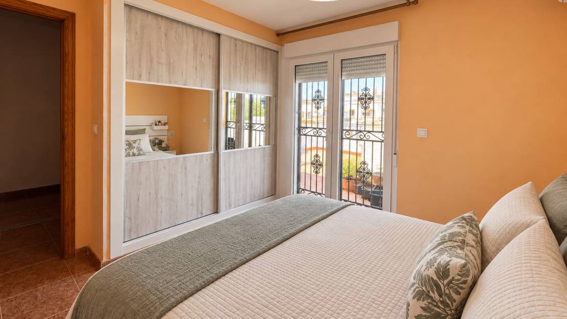 Sale - Villa - Benidorm - Urb Entre Naranjos