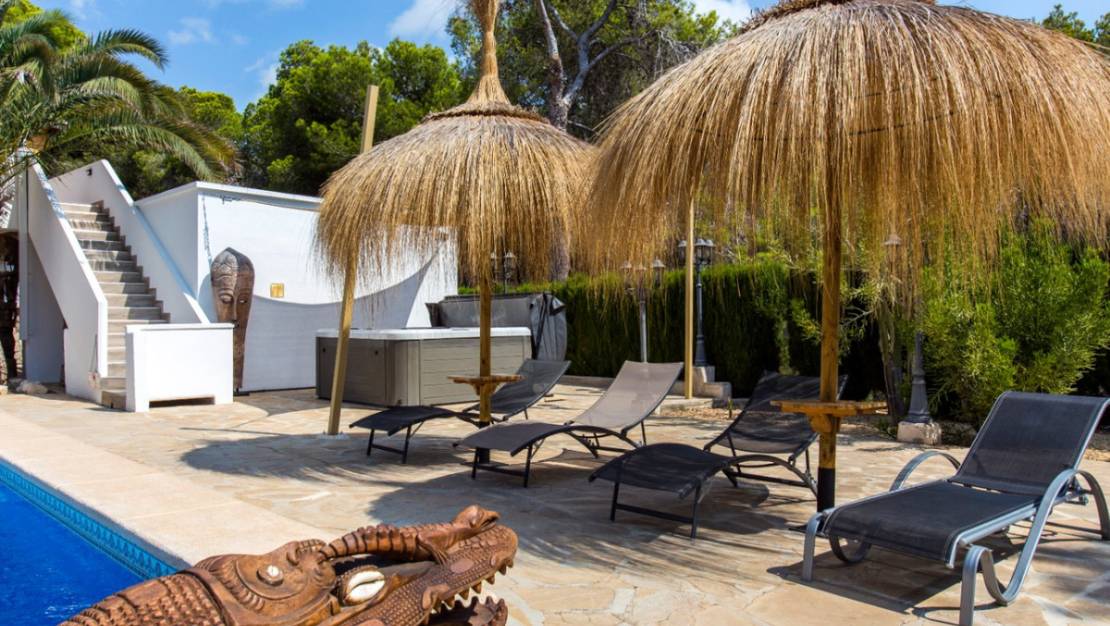 Sale - Villa - Benissa - La Fustera