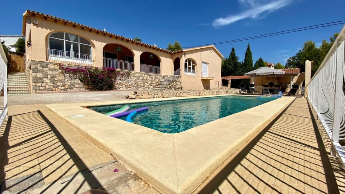 Sale - Villa - Benissa - La Fustera