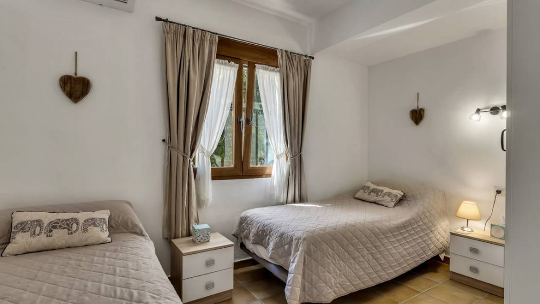 Sale - Villa - Benissa - La Fustera