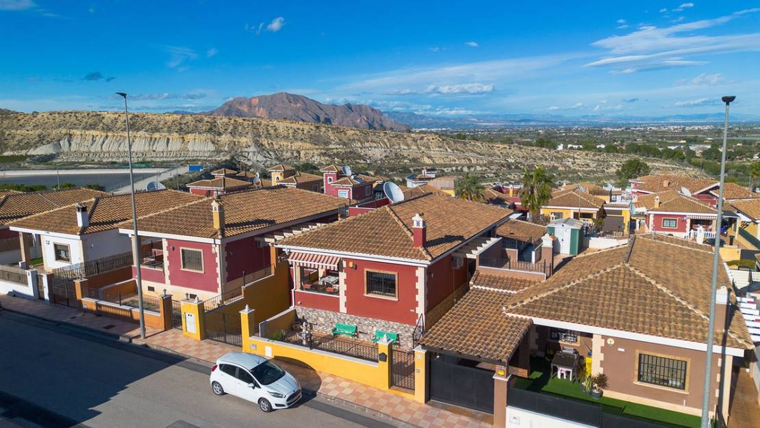 Sale - Villa - Bigastro