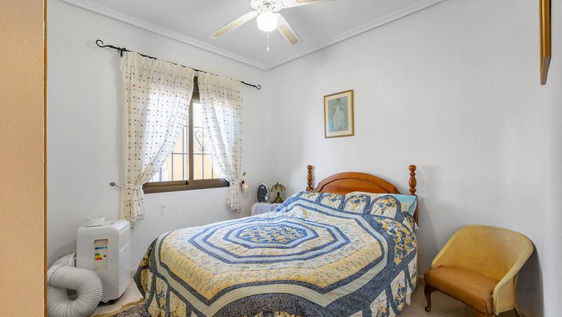 Sale - Villa - Bigastro