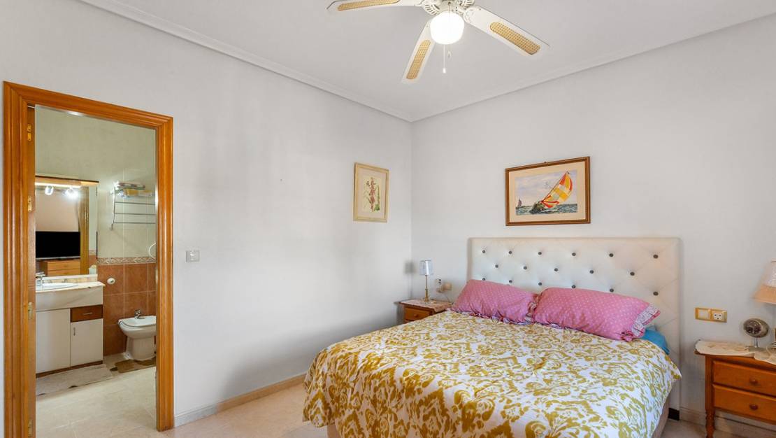 Sale - Villa - Bigastro