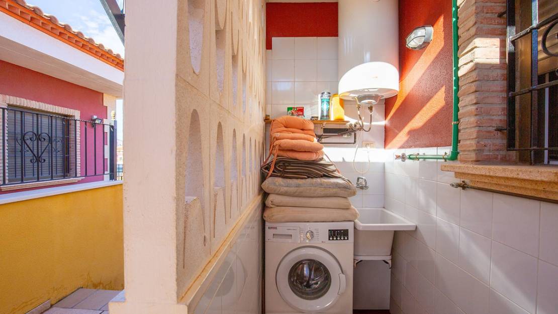 Sale - Villa - Bigastro