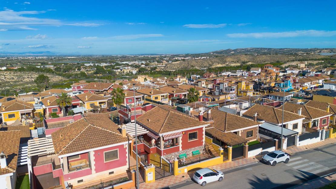 Sale - Villa - Bigastro