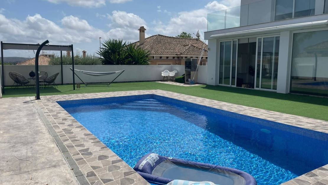 Sale - Villa - Bigastro