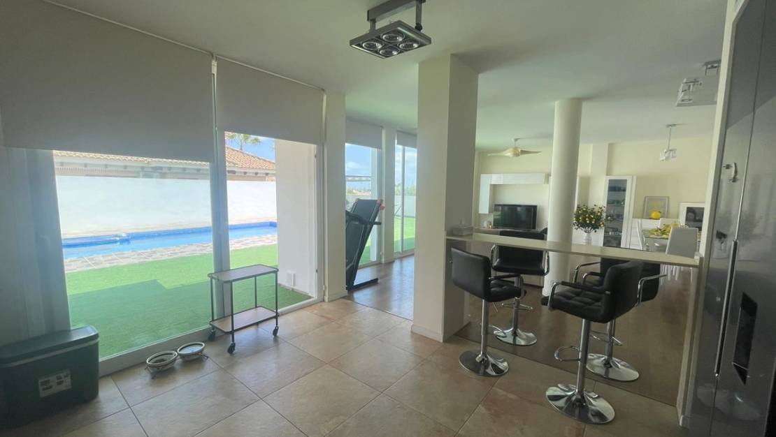 Sale - Villa - Bigastro