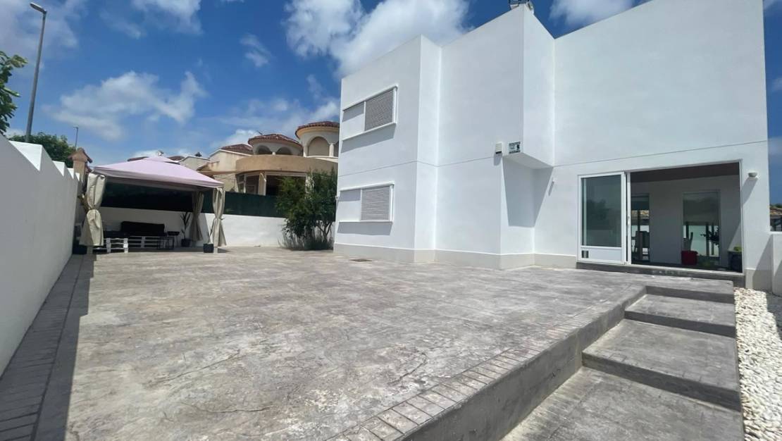 Sale - Villa - Bigastro