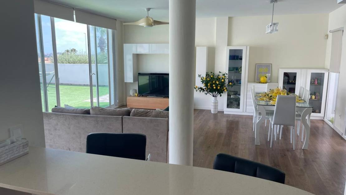 Sale - Villa - Bigastro