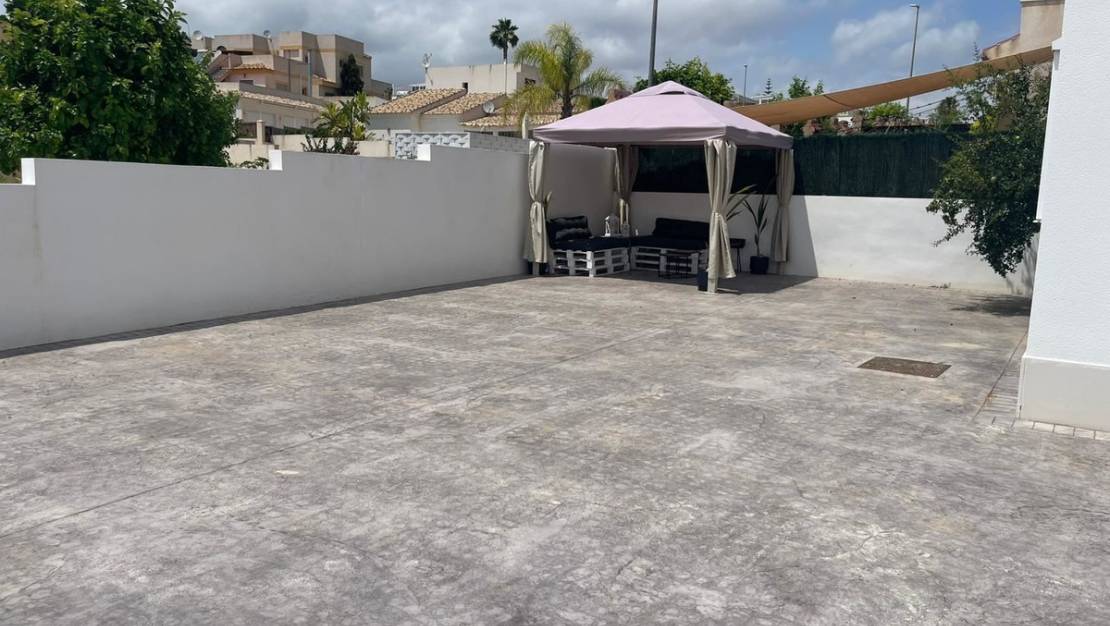 Sale - Villa - Bigastro