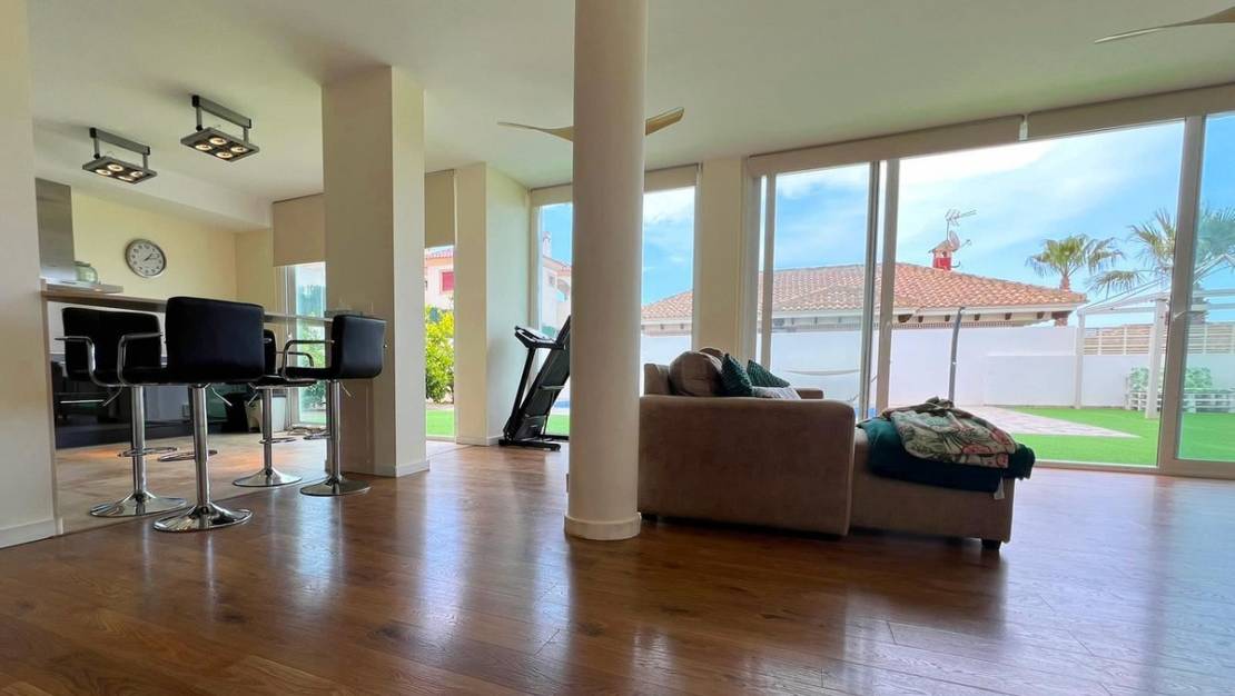 Sale - Villa - Bigastro
