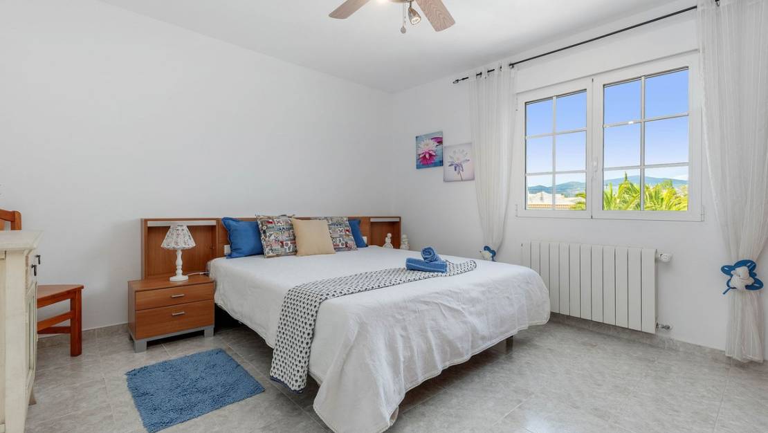 Sale - Villa - Busot - Busot Centro