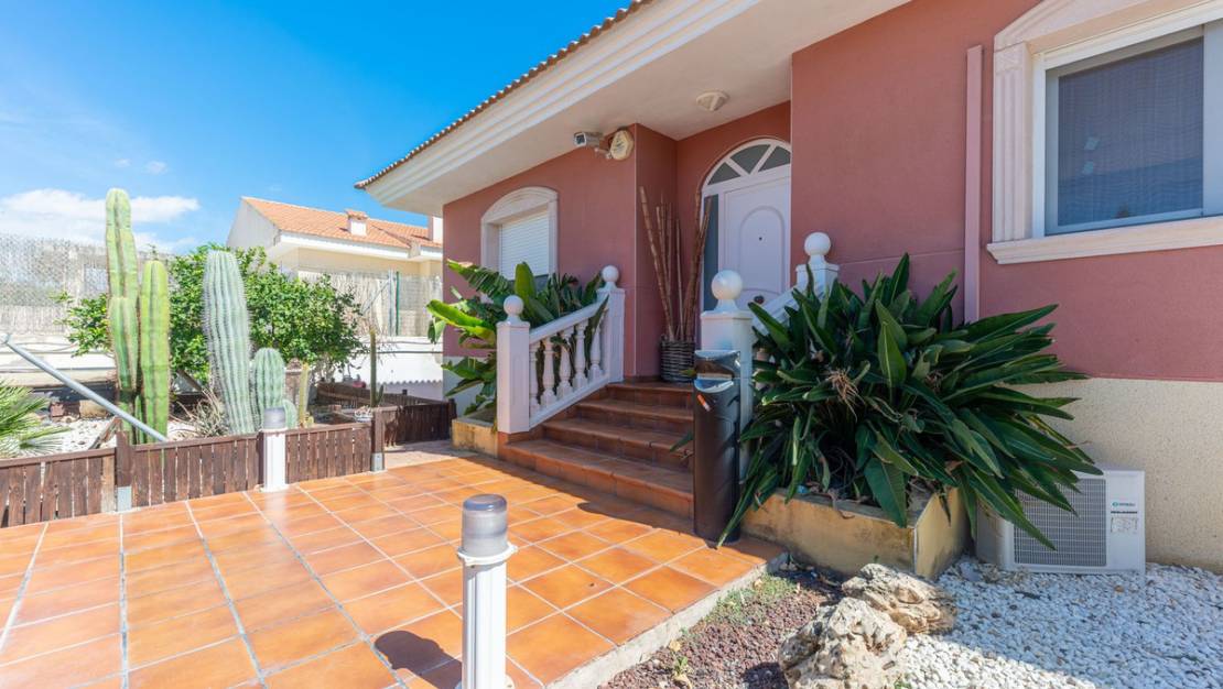 Sale - Villa - Busot - Busot Centro