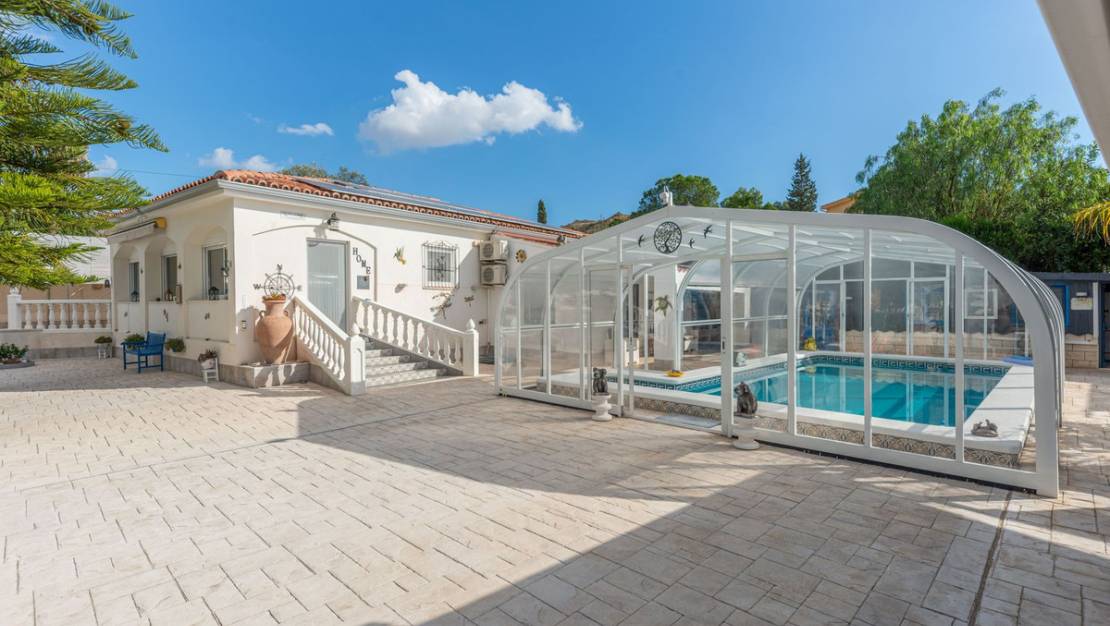 Sale - Villa - Busot - Busot Centro