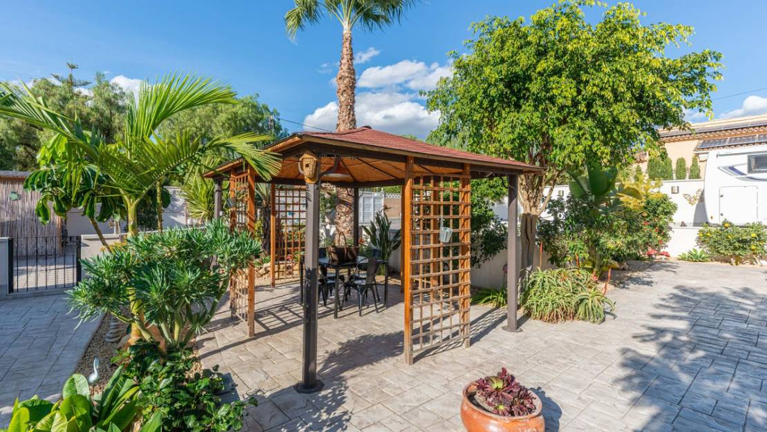 Sale - Villa - Busot - Busot Centro