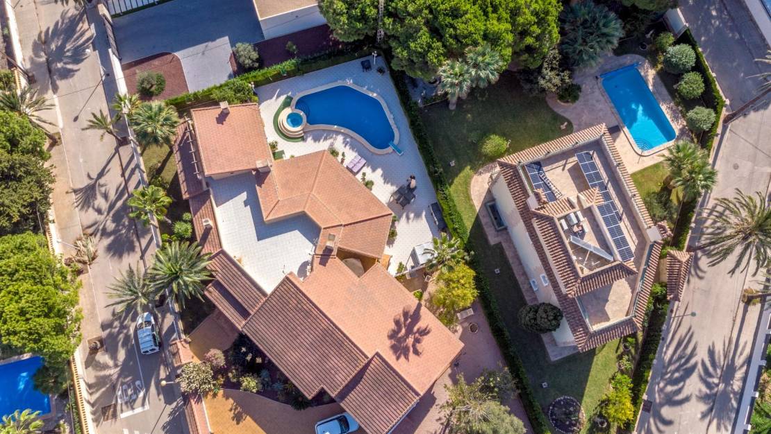 Sale - Villa - Cabo Roig - MUY CERCA DE LA PLAYA