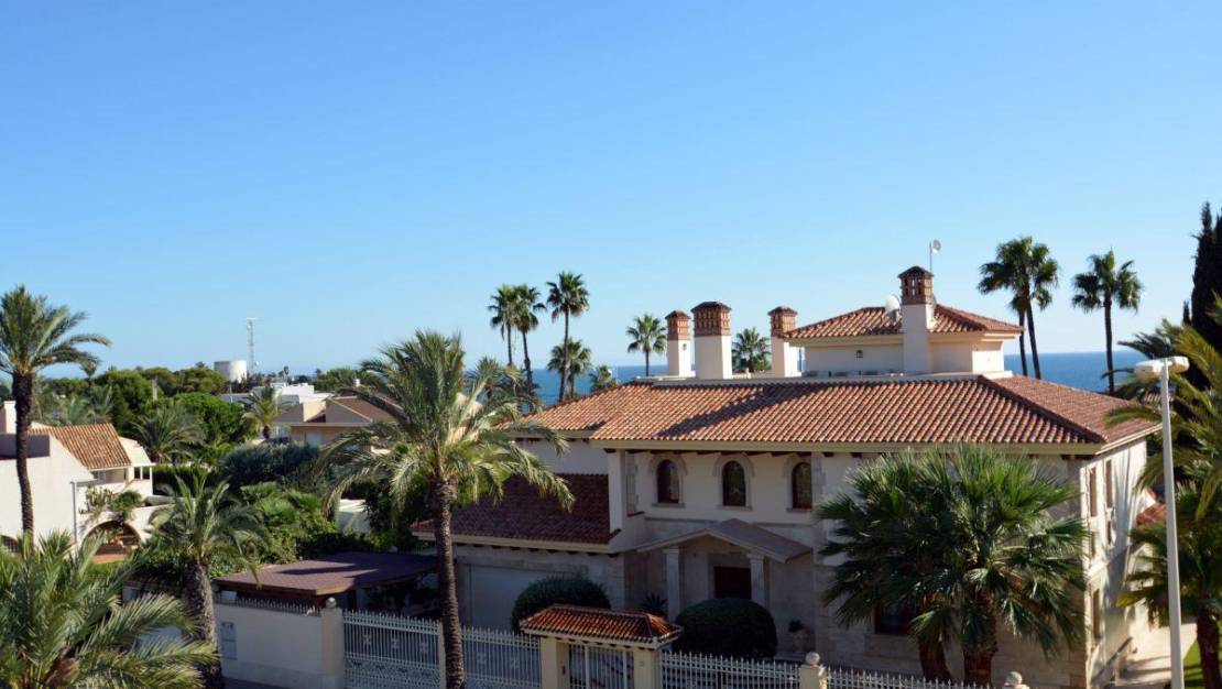 Sale - Villa - Cabo Roig - MUY CERCA DE LA PLAYA