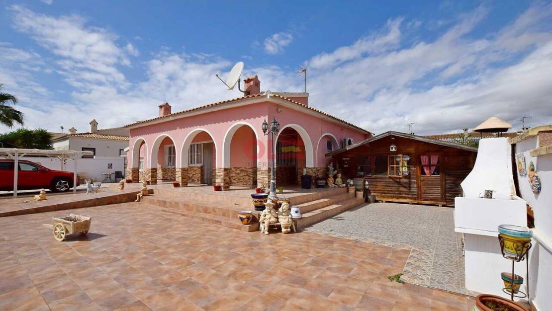 Sale - Villa - Cabo Roig