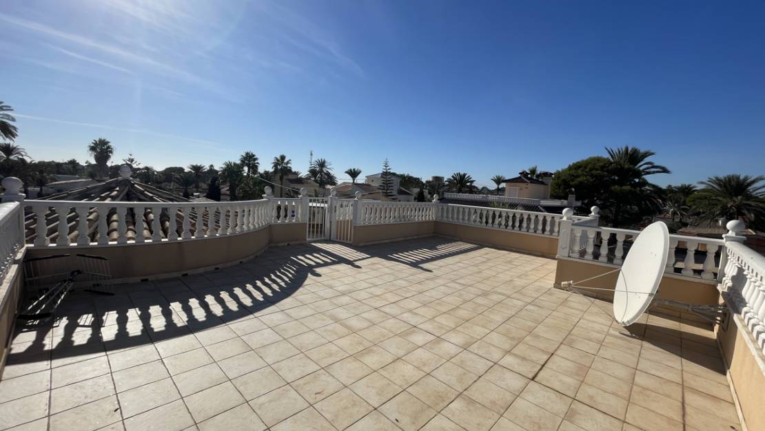 Sale - Villa - Cabo Roig