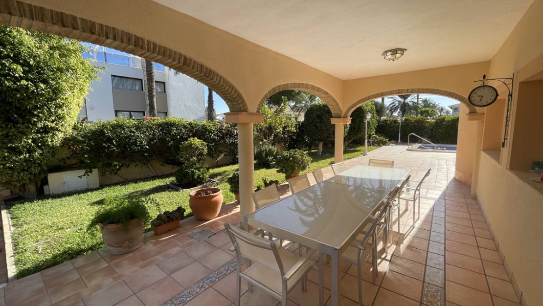 Sale - Villa - Cabo Roig