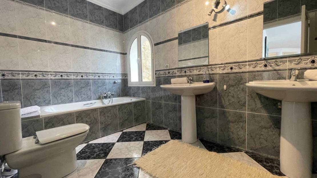 Sale - Villa - Calpe - Calpe Centro