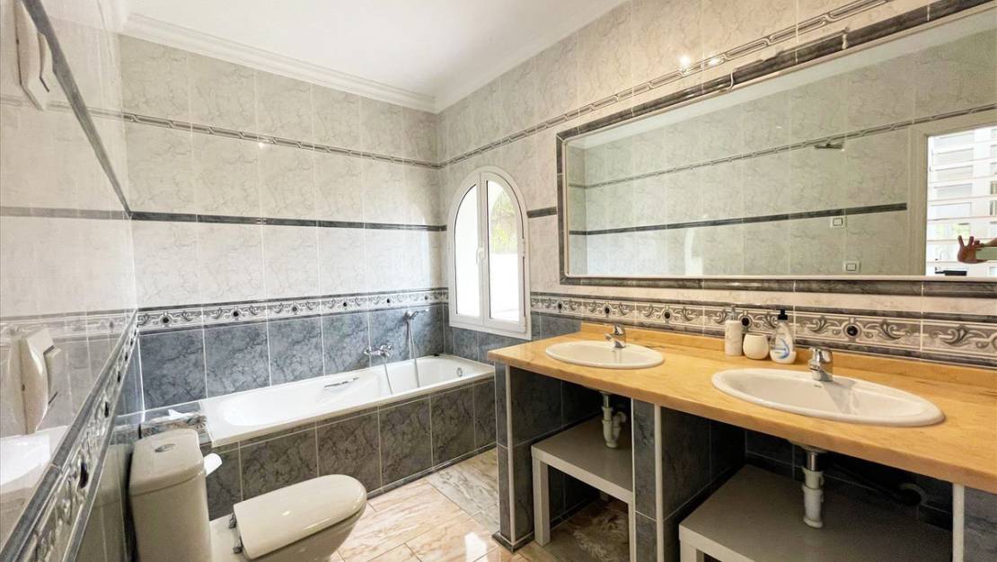 Sale - Villa - Calpe - Calpe Centro