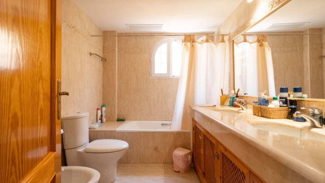 Sale - Villa - Cartagena - Playa Honda