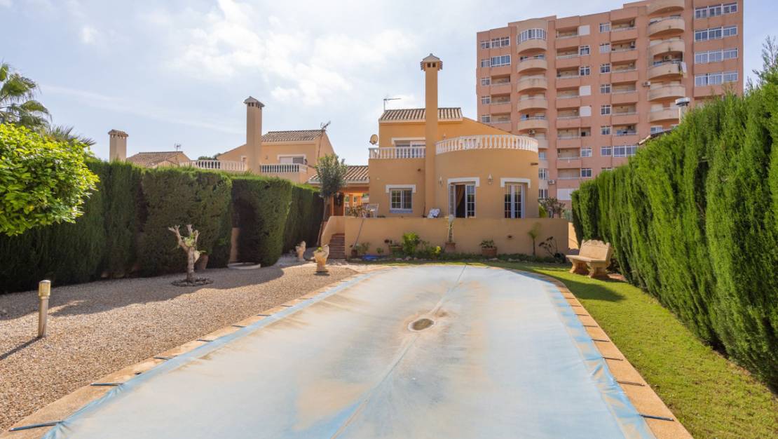 Sale - Villa - Cartagena - Playa Honda