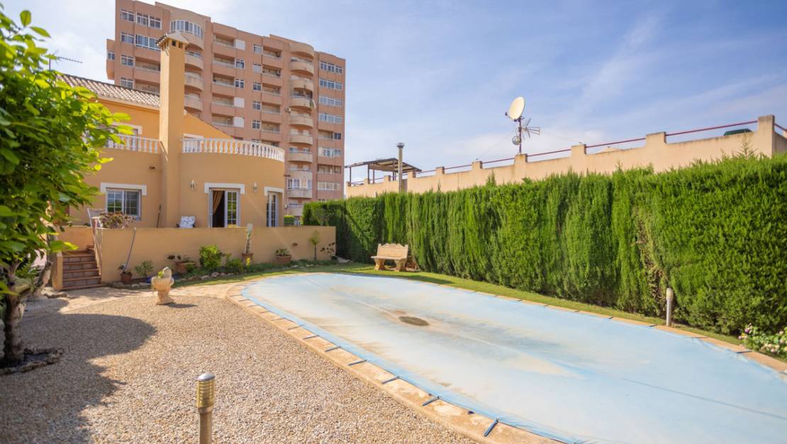 Sale - Villa - Cartagena - Playa Honda