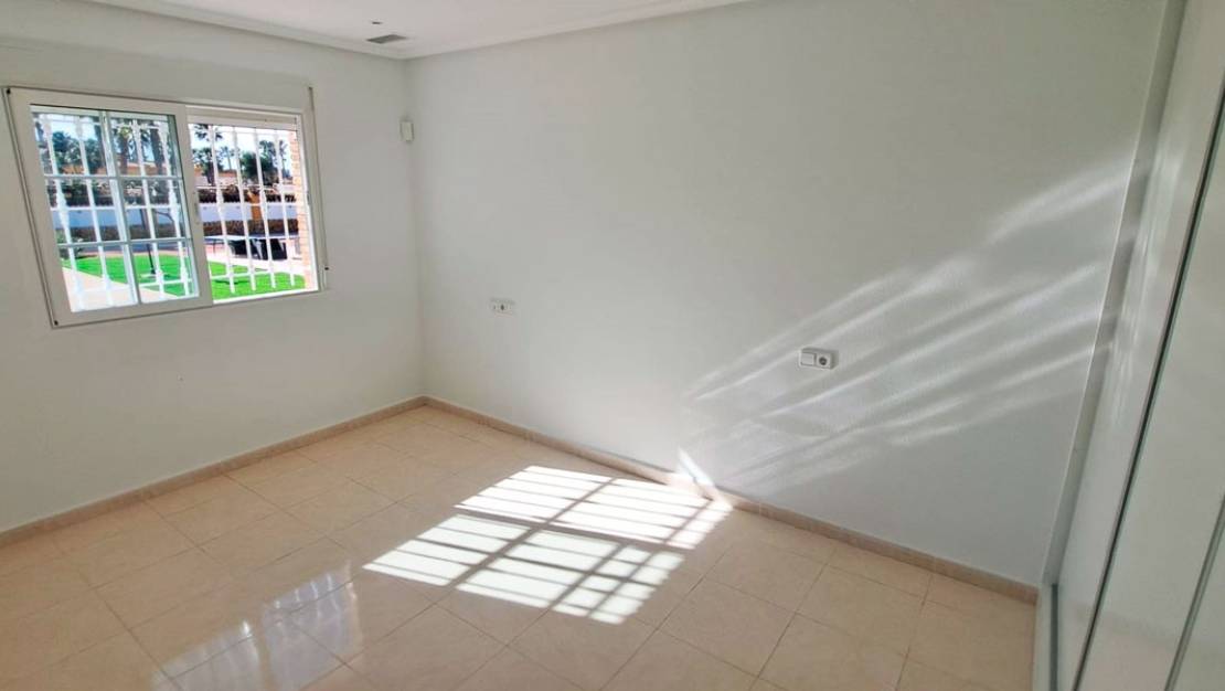 Sale - Villa - Catral - Catral Centro