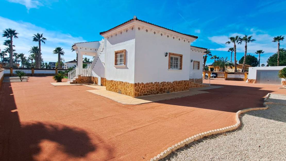 Sale - Villa - Catral - Catral Centro