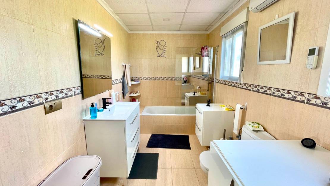 Sale - Villa - Catral - Catral Centro