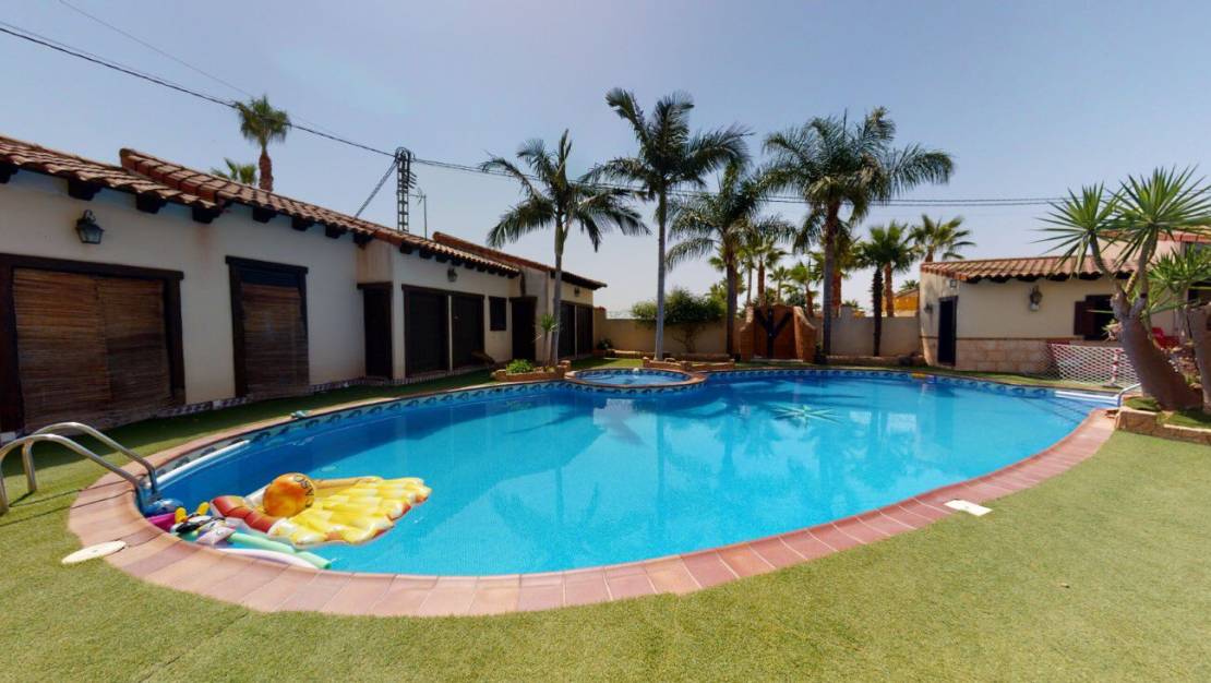 Sale - Villa - Catral