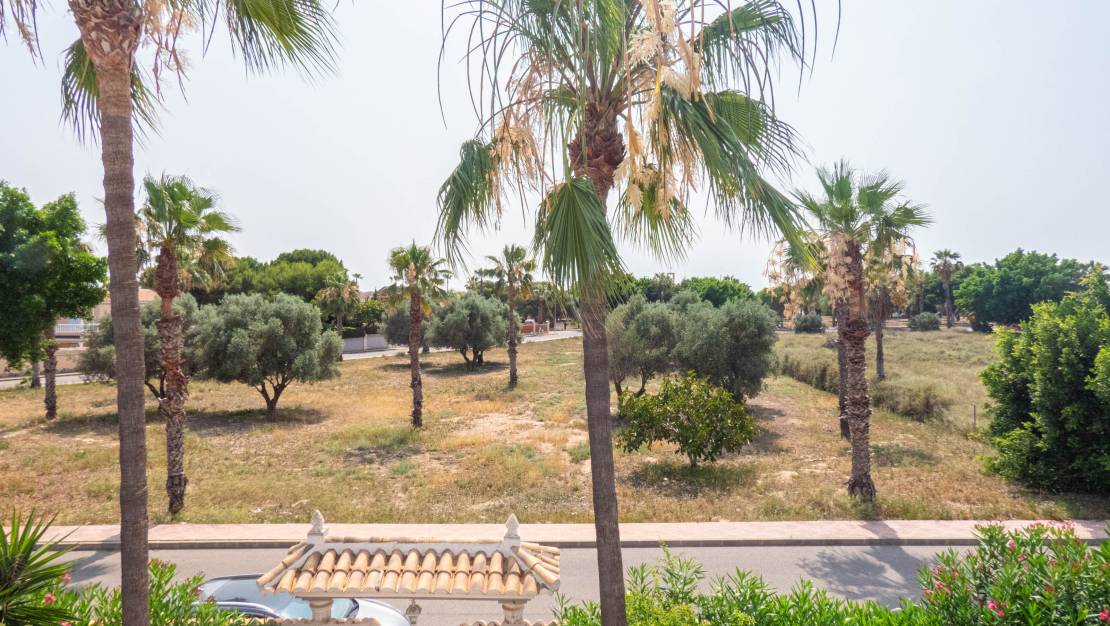 Sale - Villa - Ciudad Quesada
