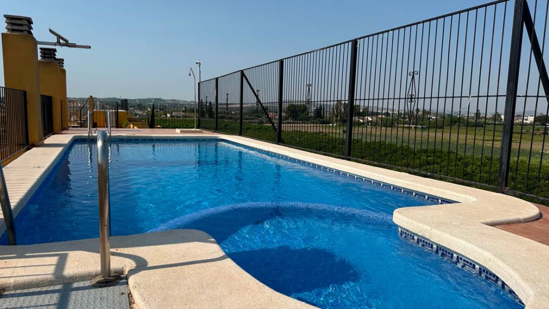 Sale - Villa - Daya Nueva - Daya Nueva Centro