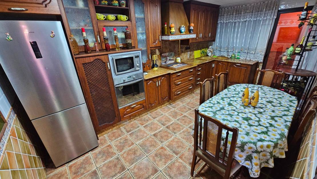 Sale - Villa - Daya Nueva - Daya Nueva Centro