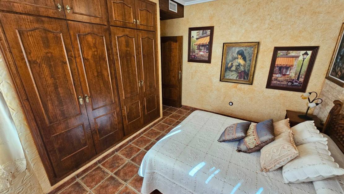 Sale - Villa - Daya Nueva - Daya Nueva Centro