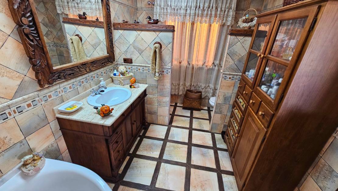 Sale - Villa - Daya Nueva - Daya Nueva Centro